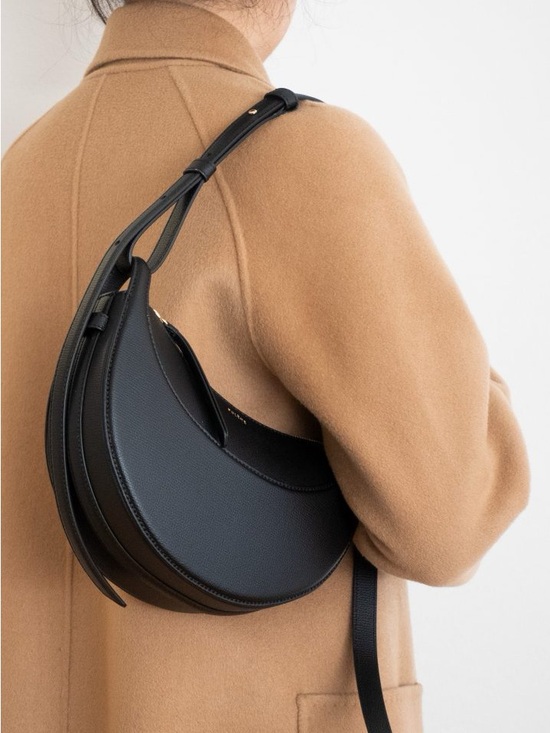 Polene Handbags - Polène Numéro dix -Textured Leather (675$)